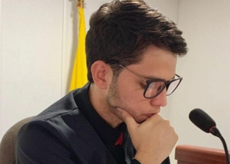 ¿Por qué están investigando al juez samario José Sastoque?