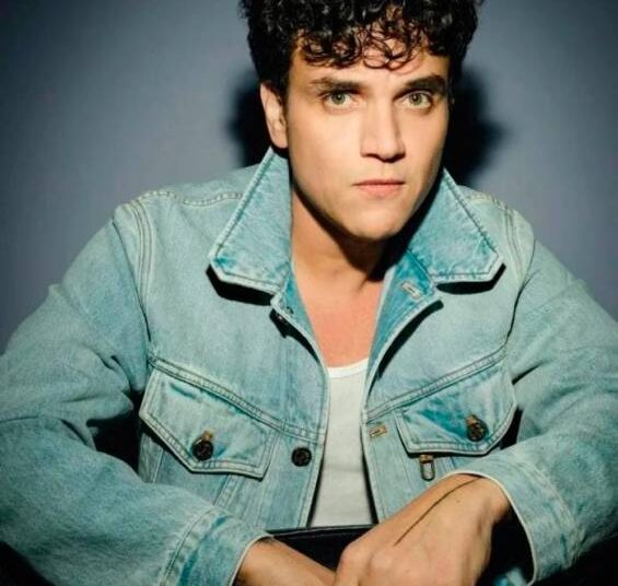 A Silvestre Dangond le piden “volver a hacer vallenato de verdad”