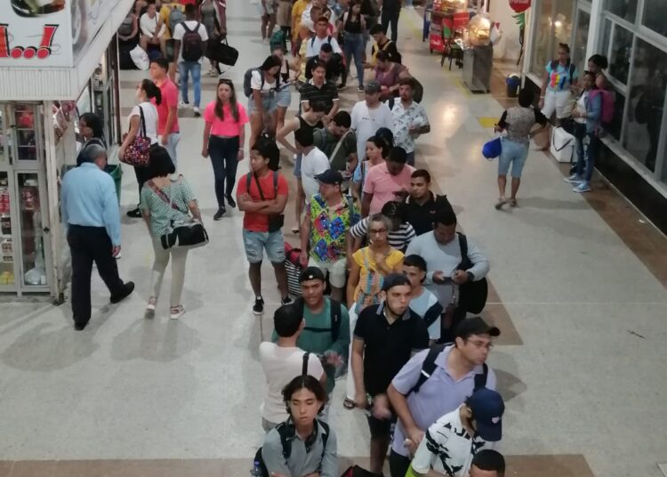 En el puente del 7 de agosto: más de 47 mil personas se movilizaron por la Terminal