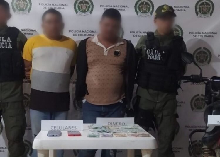 Los capturan cuando realizaban extorsiones en Pivijay