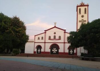 Atacó a sus padres con un cuchillo, en Santa Ana