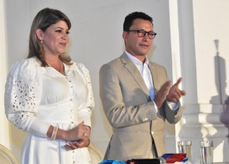 Caicedo y Johnson, entre los cinco principales líderes políticos en desempeño digital