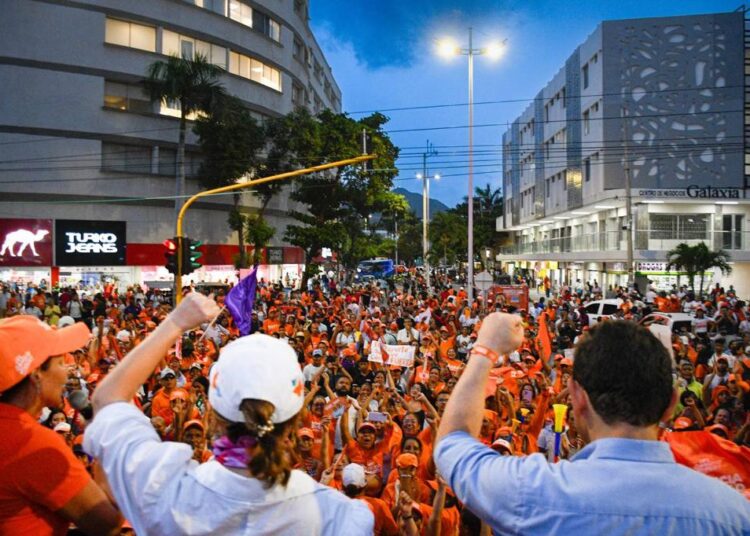 «¡Seguiremos en pie de lucha!»