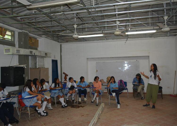 Acciones de educación ambiental en Santa Marta: los jóvenes, protagonistas