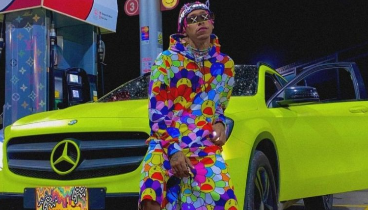 Denuncian que vehículo involucrado en accidente y dado a la huida es de Lalo Ebratt