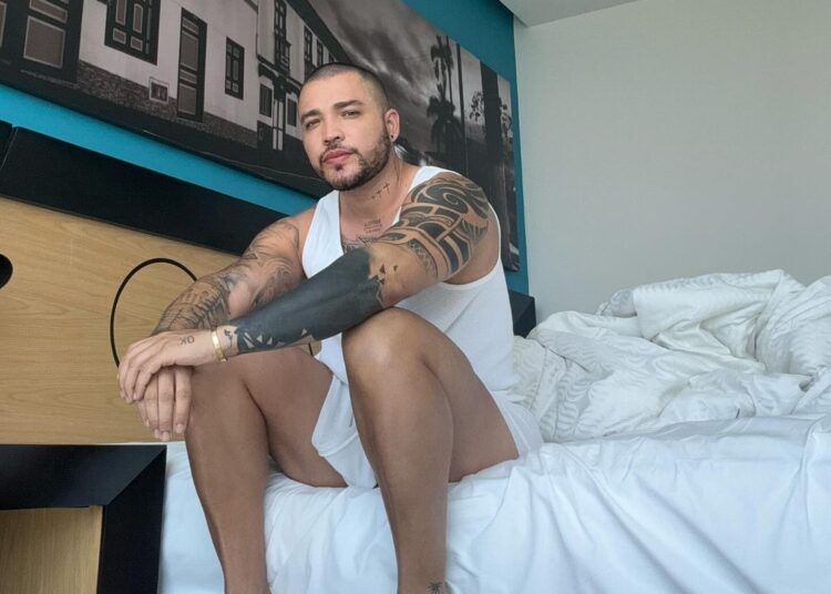 Jessi Uribe “borró” el tatuaje que le recordaba a su ex