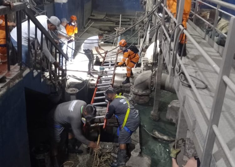 Afanosa búsqueda de operario de Essmar  fallecido en Estación de Bombeo de Aguas Residuales