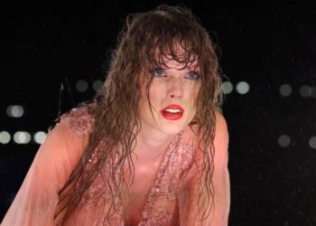 Siguen las críticas a The New York Times por decir que Taylor Swift es homosexual