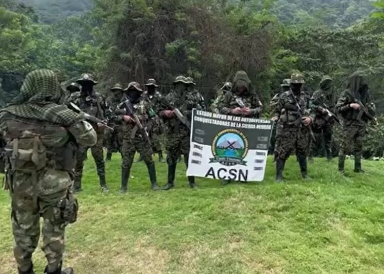 Autodefensas Conquistadoras quieren a Mancuso como “gestor de paz” ante el Gobierno