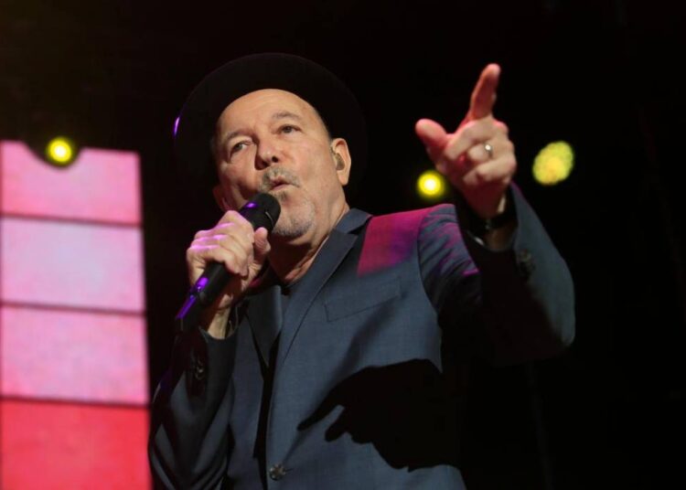 Rubén Blades gana premio a mejor álbum tropical en los Grammy