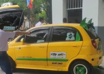 Nuevo hecho criminal sacude la tranquilidad en Santa Marta: Ataque a taxi deja heridos
