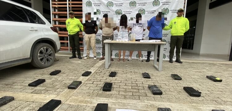 Capturadas cinco personas por tráfico de armas y drogas en operativo policial
