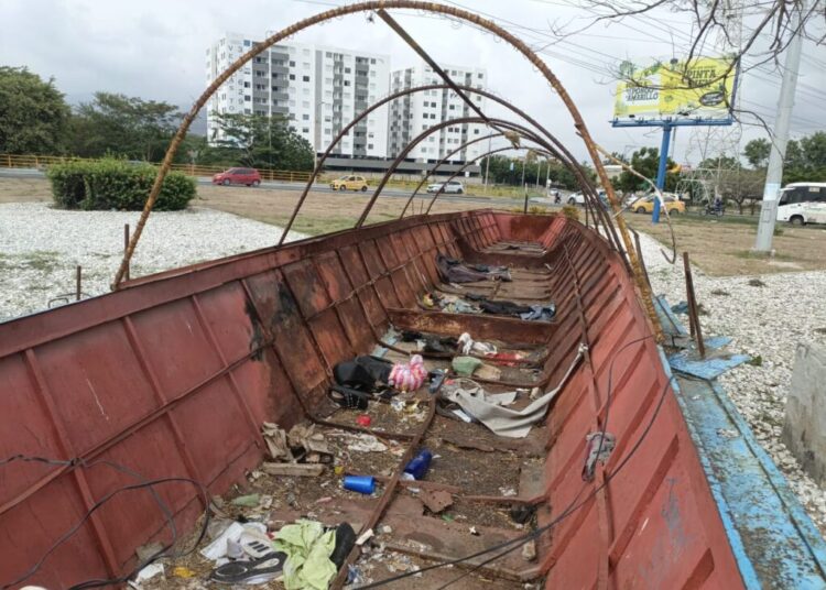 Destrucción y Saqueo del Monumento a la Piragua de José Benito Barros