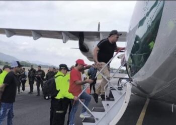 Envían a cárceles de Bogotá a presuntos asesinos de familiares de exdiputada Claudia Aarón