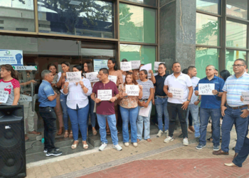 Denuncian masacre laboral en la Dian de Santa Marta