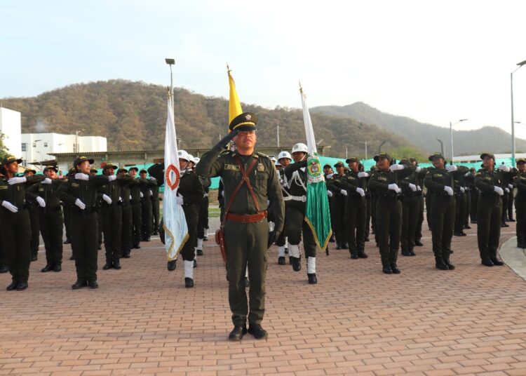 Con 151 auxiliares de policía Santa Marta refuerza la seguridad en las calles
