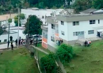 Impacto de rayo en escuela de Carabineros de Manizales deja 28 afectados