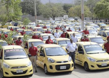 Taxistas samarios se van a protesta y paro indefinido el 23 de julio