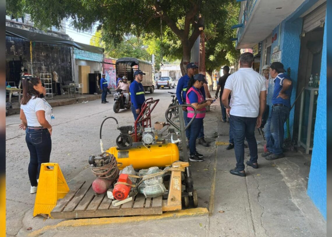 Operativo en Pescaíto: controlan la ocupación indebida del espacio público