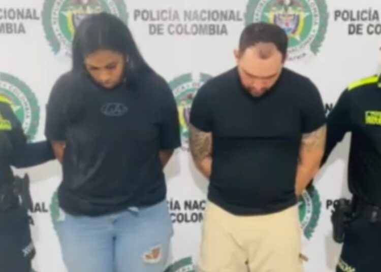 Mujer escondía 14 celulares en su cuerpo robados durante el Festival Silvestrista en Valledupar