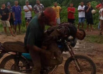 Padre recoge el cadáver de su hijo en Pivijay por ausencia del Estado