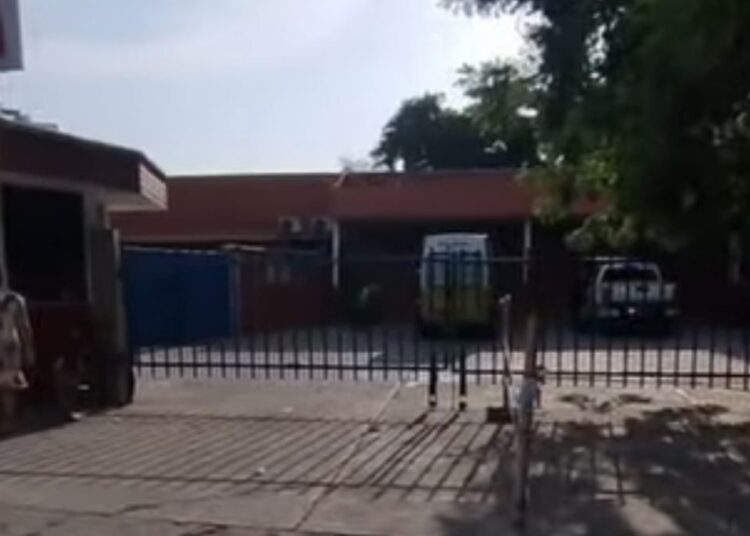 Atentado sicarial en el barrio Pando deja a un hombre gravemente herido