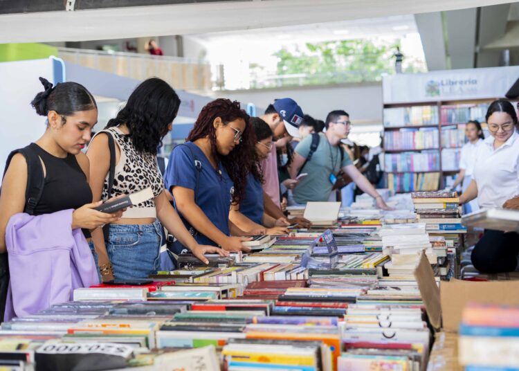 “Estamos agradecidos por participar en la mejor feria del libro del Caribe”