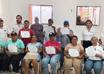 Emprendedores verdes de Guamal presentan ideas sostenibles en la etapa final del Bootcamp