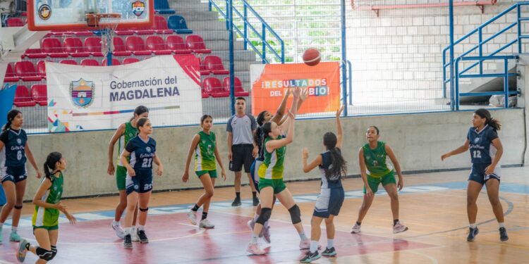 Gobernación facilita la práctica de deportes colectivos e individuales en el Polisur