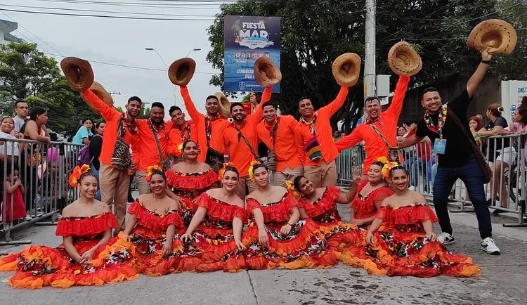Artistas ganadores de las Fiestas del Mar denuncian incumplimiento en el pago de sus premios