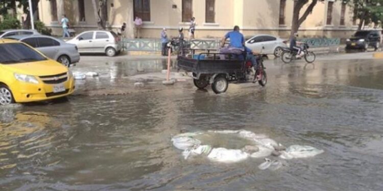 Intergremial y Acodres piden acciones urgentes ante crisis sanitaria en Santa Marta