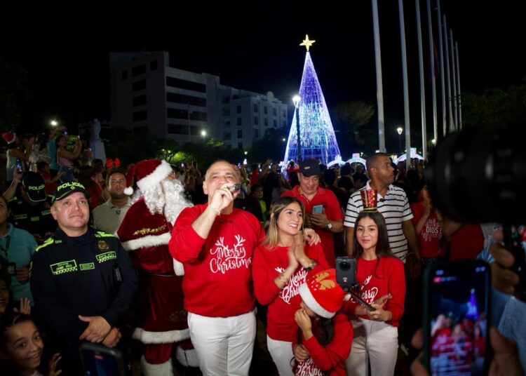 Santa Marta encendió oficialmente su Alumbrado Navideño 2025
