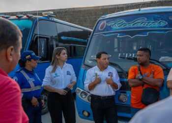 Alcaldía de Santa Marta refuerza seguimiento y controles a buses de transporte público