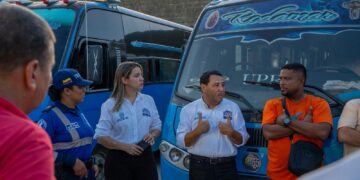 Alcaldía de Santa Marta refuerza seguimiento y controles a buses de transporte público
