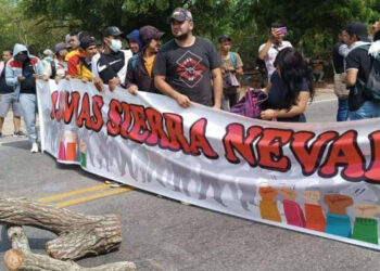 Comunidades de la Sierra Nevada amenazan con bloquear la Troncal del Caribe por falta de respuestas del Gobierno