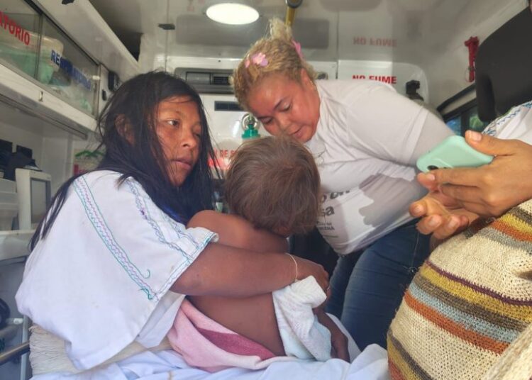 Heridos de la Sierra Nevada comienzan a llegar a Santa Marta tras intensos enfrentamientos en Serankwa