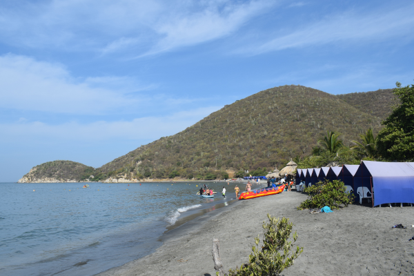 Cierran temporalmente playa de Cabo Tortuga por emergencia de erosión costera en Santa Marta