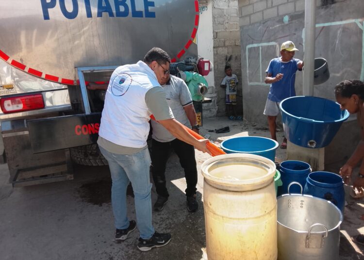 Para atender crisis de abastecimiento: ordenan el envío de 130 mil litros de agua potable a Puebloviejo y Tasajera