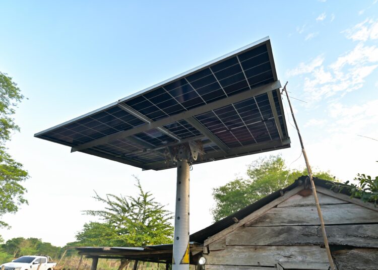 La energía solar transforma la vida de 100 familias rurales y fortalece la conservación ambiental en el Magdalena