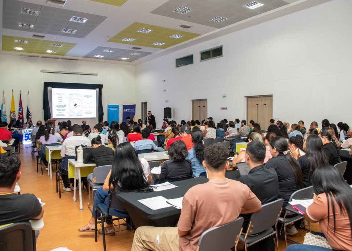 Más de 120 emprendedores samarios en el tercer BootCamp de ‘Eleva 500+’
