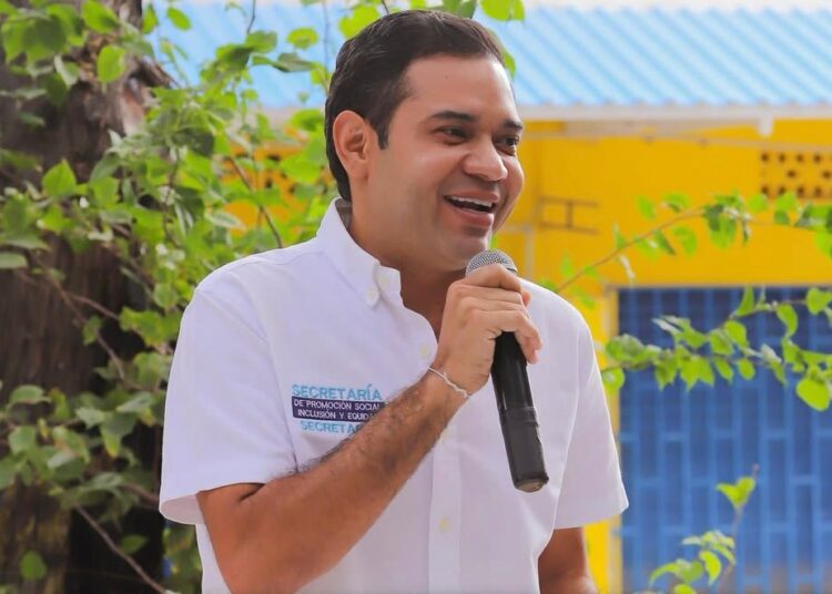 David Farelo Daza presentó su renuncia al alcalde Pinedo