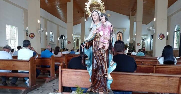 La Virgen del Carmen impulsa el comercio y dinamiza la economía en Santa Marta