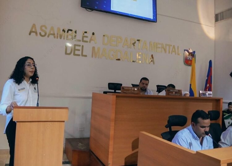 Gobernación garantiza recursos para sede universitaria de Ciénaga, sector salud y primera infancia