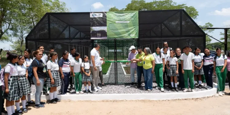 Corpamag entrega vivero bioclimático para fortalecer la reforestación en Nueva Granada