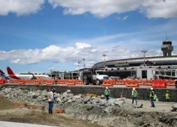 Obras de modernización del aeropuerto de Santa Marta alcanzan un 28 % de avance