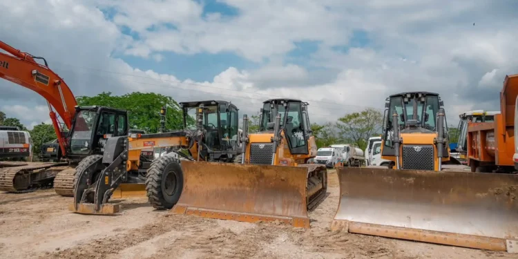 Denuncian ante la Fiscalía presuntas irregularidades con maquinaria amarilla